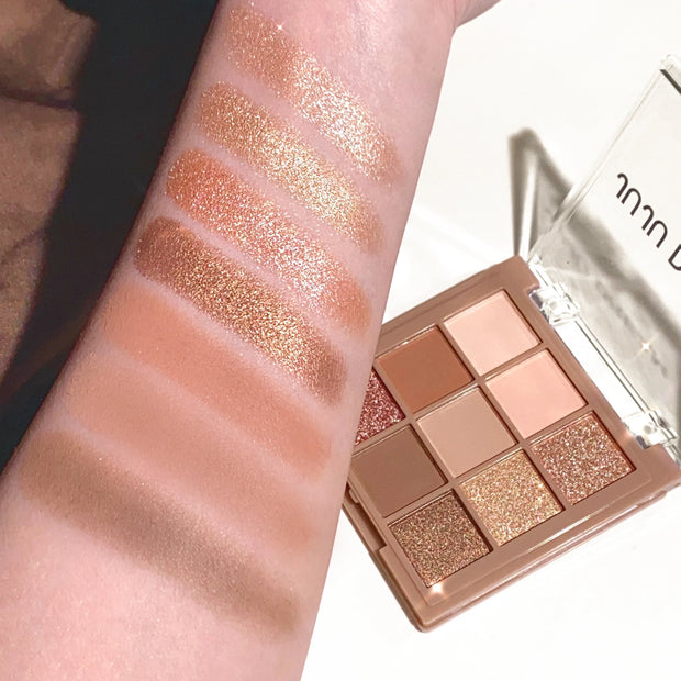 Luxurious 9-18 color eyeshadow palette